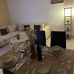 V&g Cozy Near Lindos, Spacious 2br Holiday home *