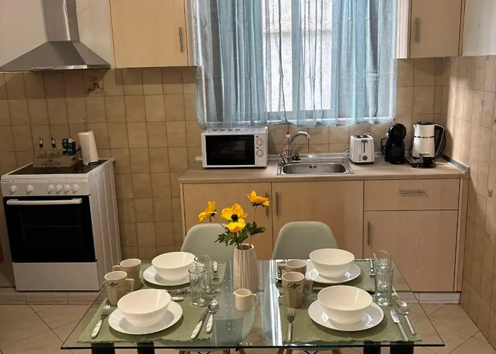 V&g Cozy Home, Pilona Village *