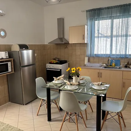 V&g Cozy Near Lindos, Spacious 2br Ferienhaus Vlicha (Rhodes)