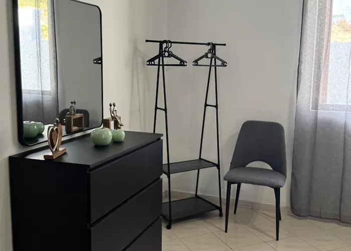 V&g Cozy Home, Pilona Village