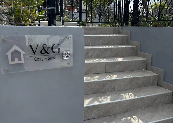 V&g Cozy Home, Pilona Village *