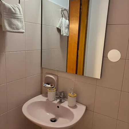 Vakantiehuis V&g Cozy Home, Pilona Village *